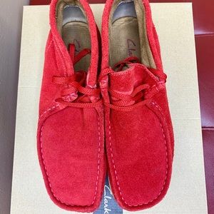 red clarks wallabees